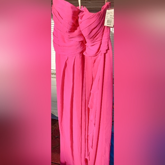 Size 18 Davids Bridal Long Strapless Crink C Color Begoni Dim W10 31014188 - Picture 1 of 9